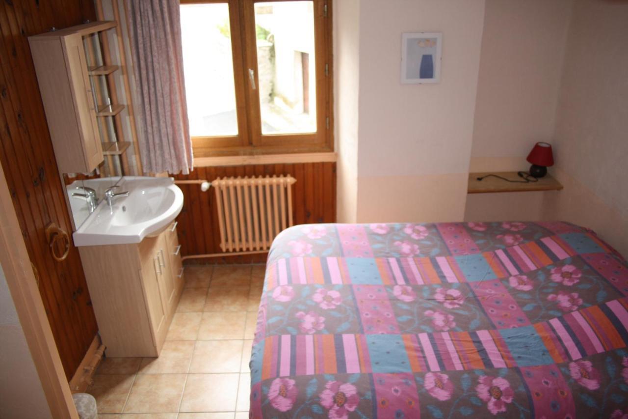 Le Gite Les Melezes Villar-d'Arene Bagian luar foto