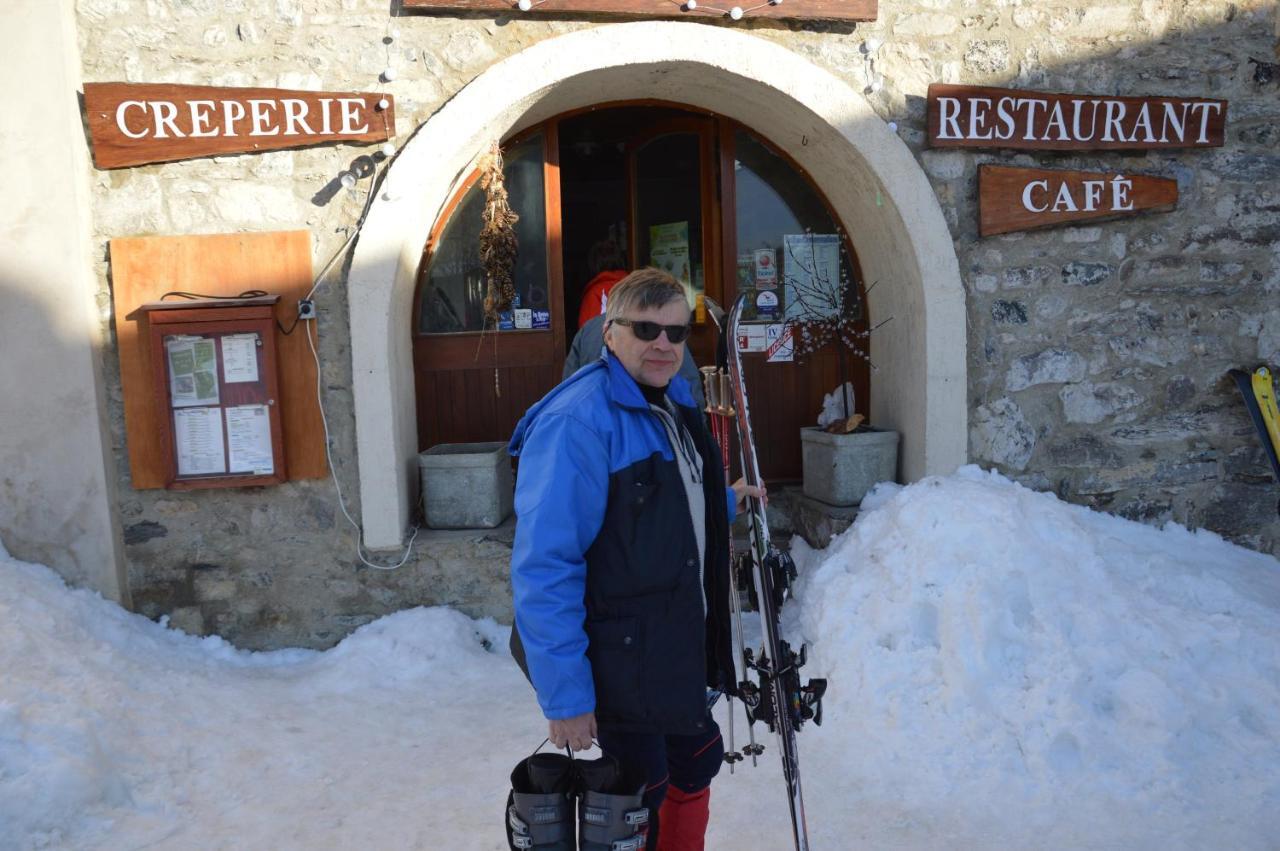 Le Gite Les Melezes Villar-d'Arene Bagian luar foto